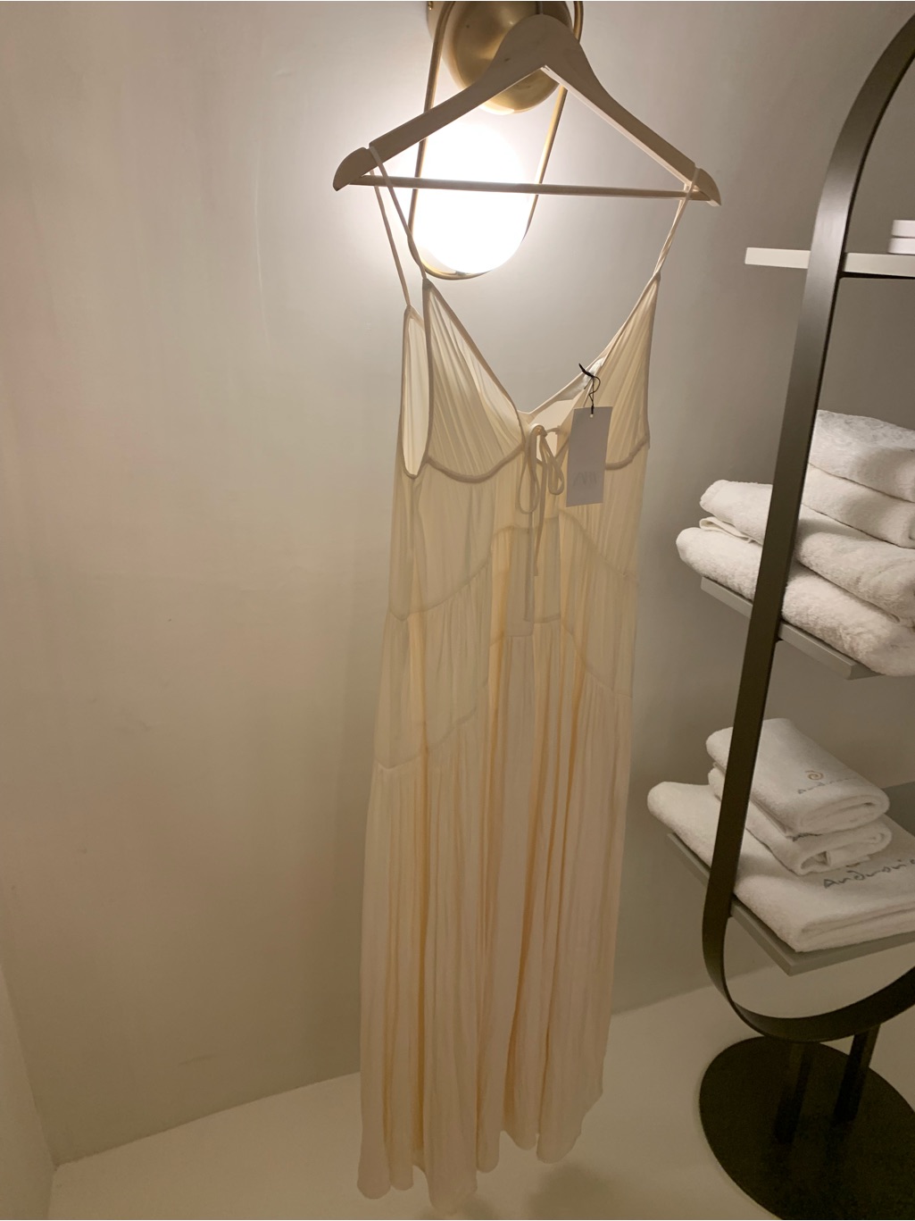 Absolutely Stunning Butter Color, Maxi Dress From Spanish Designer Size L-Xl.